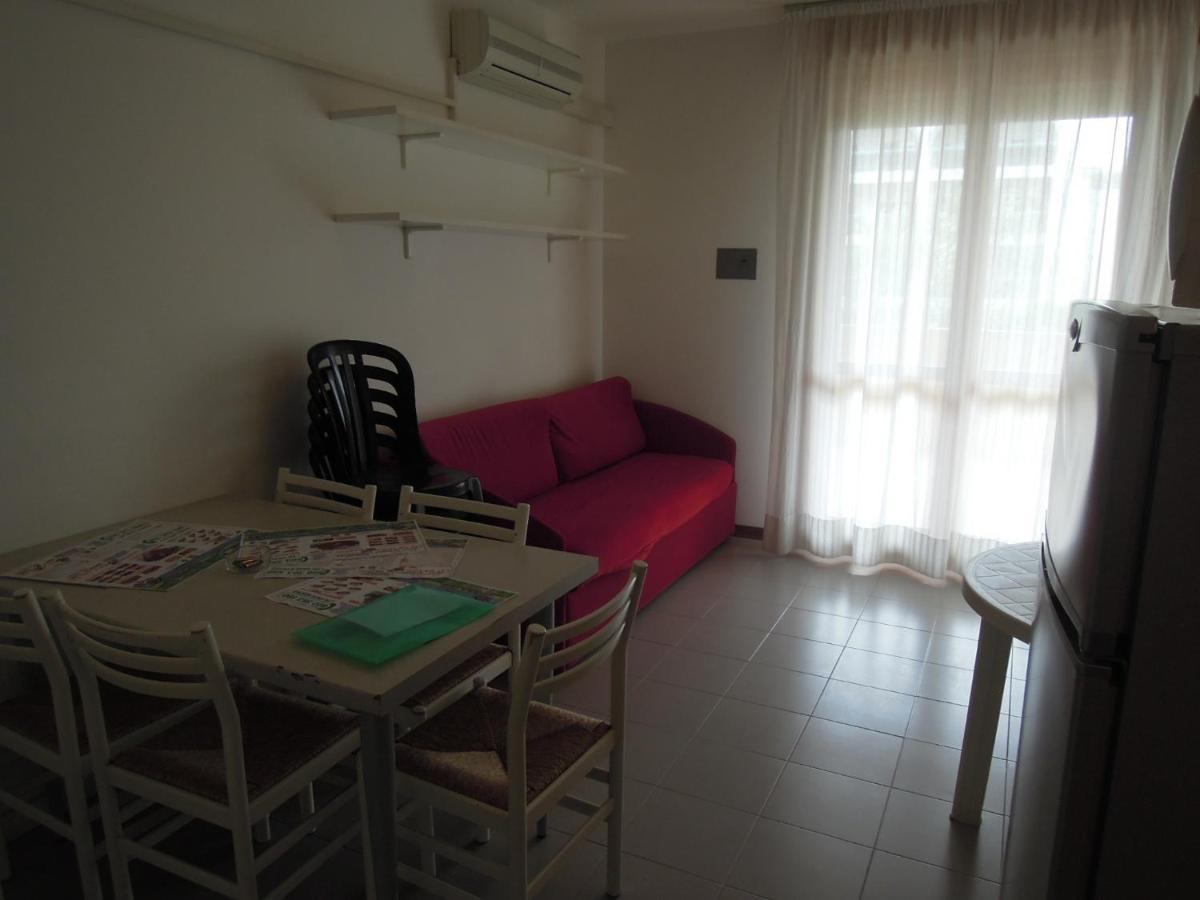 Residence Itaca Bibione Exterior foto