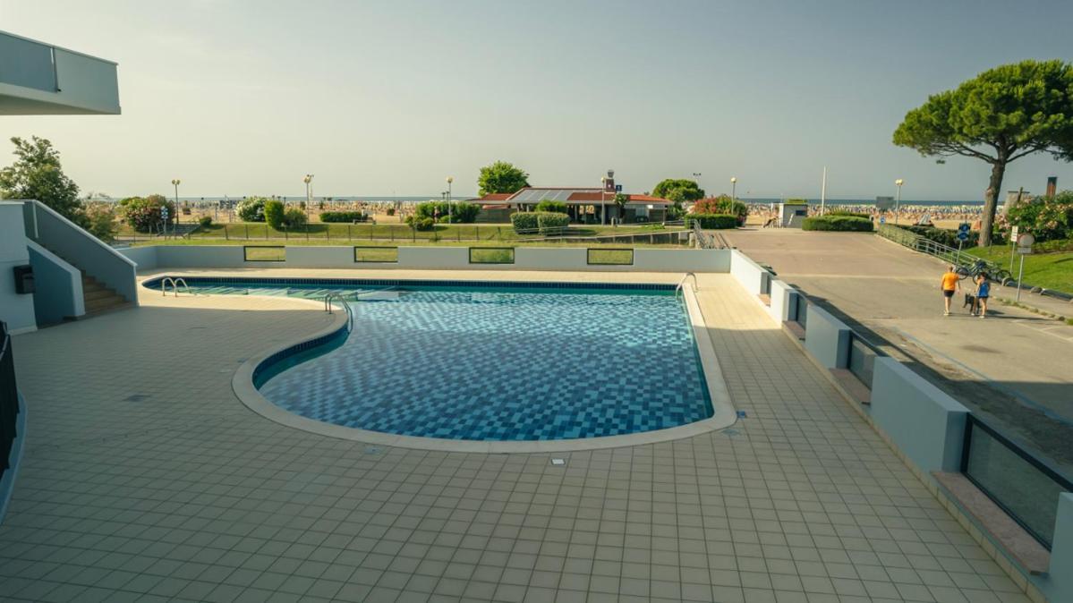 Residence Itaca Bibione Exterior foto