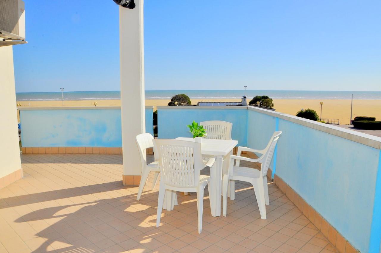 Residence Itaca Bibione Exterior foto