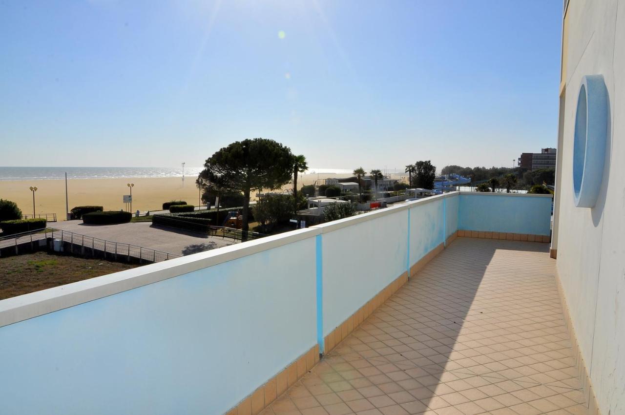 Residence Itaca Bibione Exterior foto