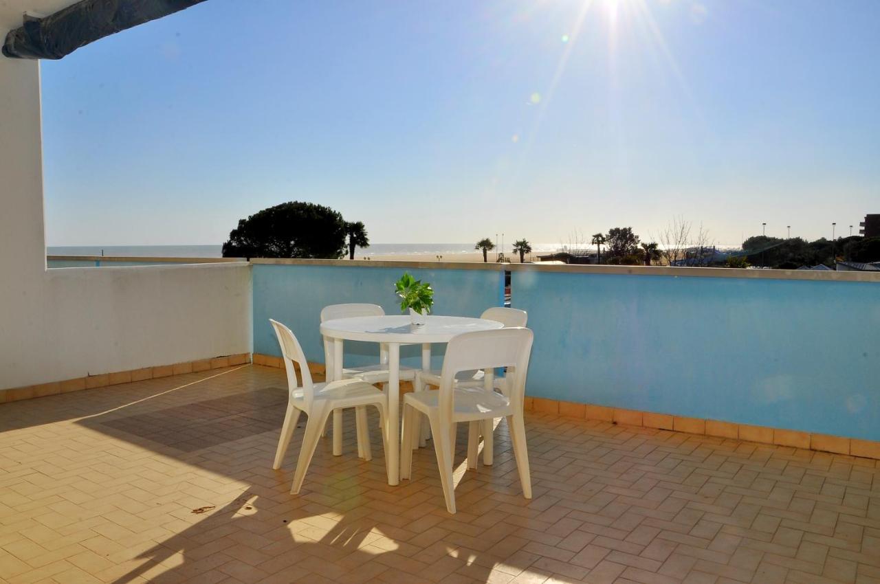 Residence Itaca Bibione Exterior foto