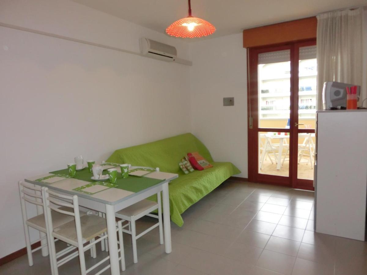 Residence Itaca Bibione Exterior foto
